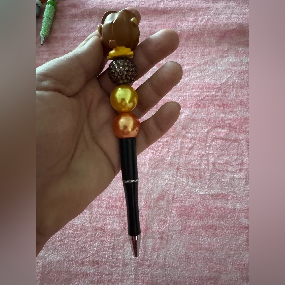 Handcrafted Pen-Mufasa - Picture 2 of 3
